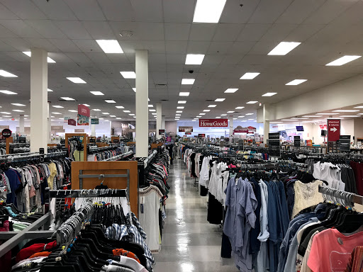 Department Store «T.J. Maxx & HomeGoods», reviews and photos, 198 Alewife Brook Pkwy, Cambridge, MA 02138, USA