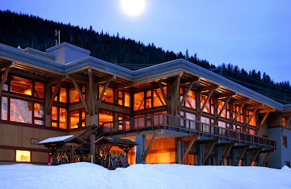 CMH Heli-Skiing & Summer Adventures - Monashees Lodge