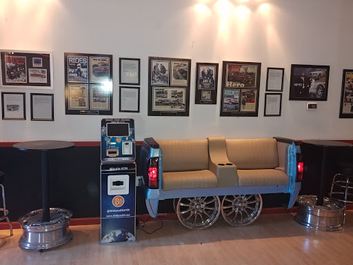 Auto Body Shop «D&D Kustom Collision Inc», reviews and photos, 373 McDonough Pkwy, McDonough, GA 30253, USA