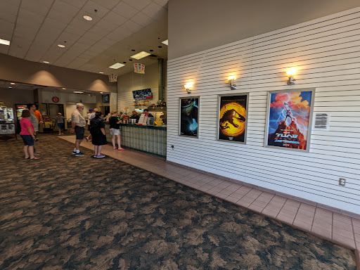 Movie Theater «Theatres of Georgetown», reviews and photos, 401 Outlet Center Dr #175, Georgetown, KY 40324, USA