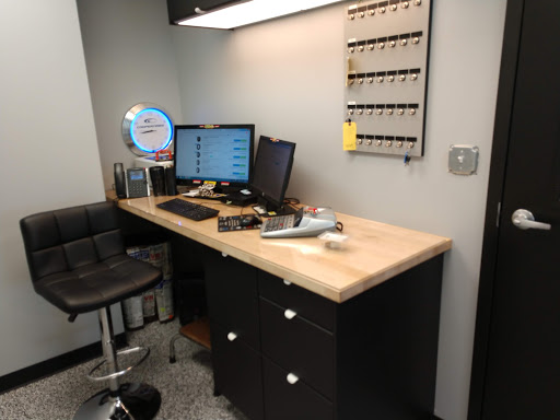 Auto Repair Shop «Kings Grant Exxon Tire & Auto», reviews and photos, 428 N Lynnhaven Rd, Virginia Beach, VA 23452, USA