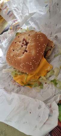 Cheeseburger du Restaurant McDonald's Saumur - n°5