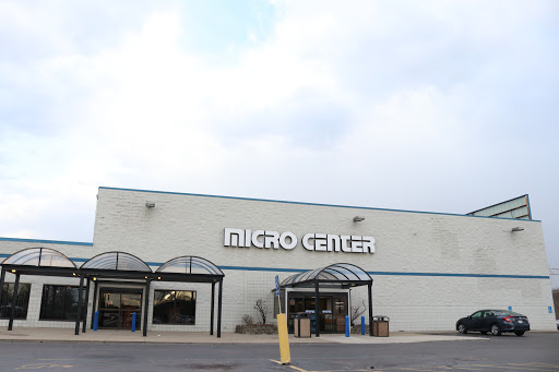 Computer Store «Micro Center», reviews and photos, 11755 Mosteller Rd, Sharonville, OH 45241, USA