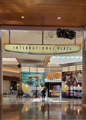 Shopping Mall «International Plaza and Bay Street», reviews and photos, 2223 N Westshore Blvd, Tampa, FL 33607, USA