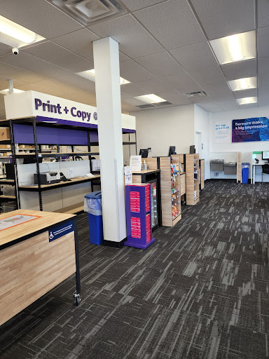 Print Shop «FedEx Office Print & Ship Center», reviews and photos, 47100 Community Plaza Suite 80, Sterling, VA 20164, USA