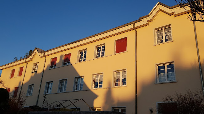 Rezensionen über Wohngenossenschaft Im Heimatland in Riehen - Immobilienmakler