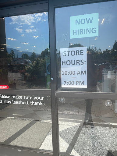 Pet Supply Store «Petco Animal Supplies», reviews and photos, 975 NW Gilman Blvd E, Issaquah, WA 98027, USA