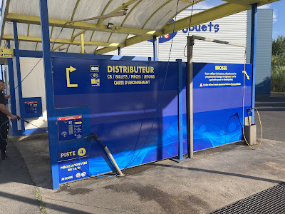 Centre de Lavage S L A à Béziers