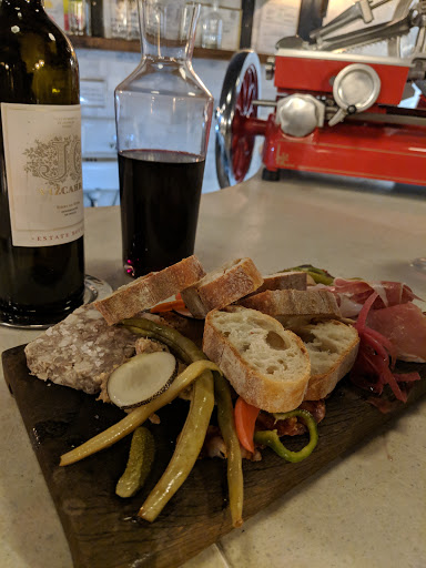 Wine Store «Dedalus Wine Shop, Market & Wine Bar», reviews and photos, 388 Pine St, Burlington, VT 05401, USA