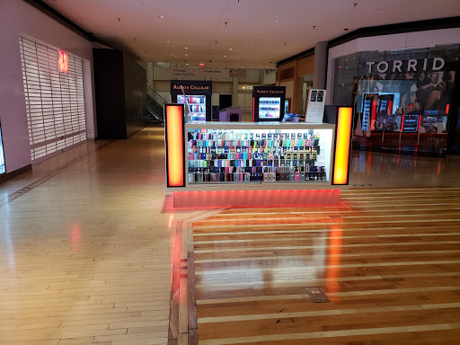 Cell Phone Store «Cellairis», reviews and photos, 195 Fox Valley Center Dr, Aurora, IL 60504, USA
