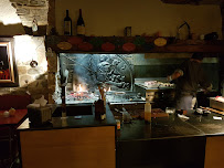 Atmosphère du Restaurant français Restaurant La Mangeoire à Millau - n°19