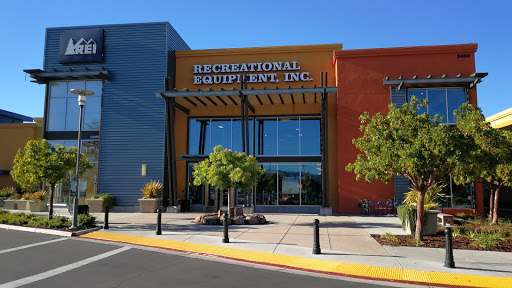 Camping Store «REI», reviews and photos, 2450 Charleston Rd, Mountain View, CA 94043, USA