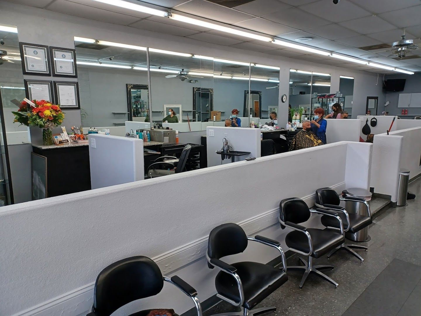 Clip Joint Full Services Salon
