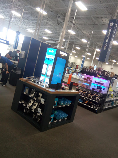 Electronics Store «Best Buy», reviews and photos, 5085 Shelbyville Rd, Louisville, KY 40207, USA