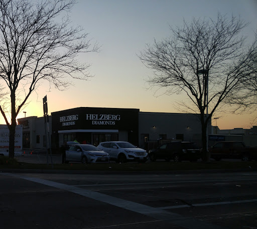 Jewelry Store «Helzberg Diamonds», reviews and photos, 2290 Miamisburg Centerville Rd, Dayton, OH 45459, USA