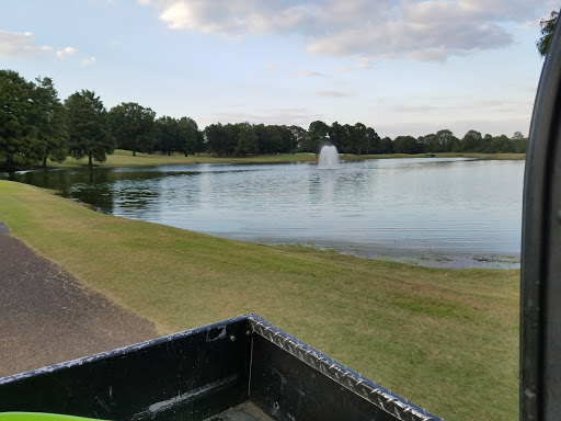Private Golf Course «Ridgeway Country Club», reviews and photos, 9800 Poplar Ave, Germantown, TN 38139, USA