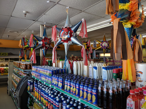 Mexican Grocery Store «Mi Ama Grocery», reviews and photos, 813 E 66th St, Richfield, MN 55423, USA