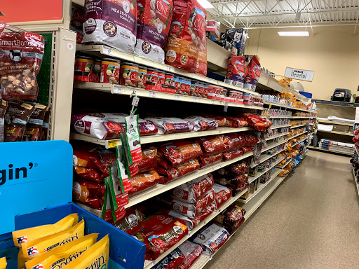 Pet Supply Store «PetSmart», reviews and photos, 3096 N Eastman Rd, Longview, TX 75605, USA
