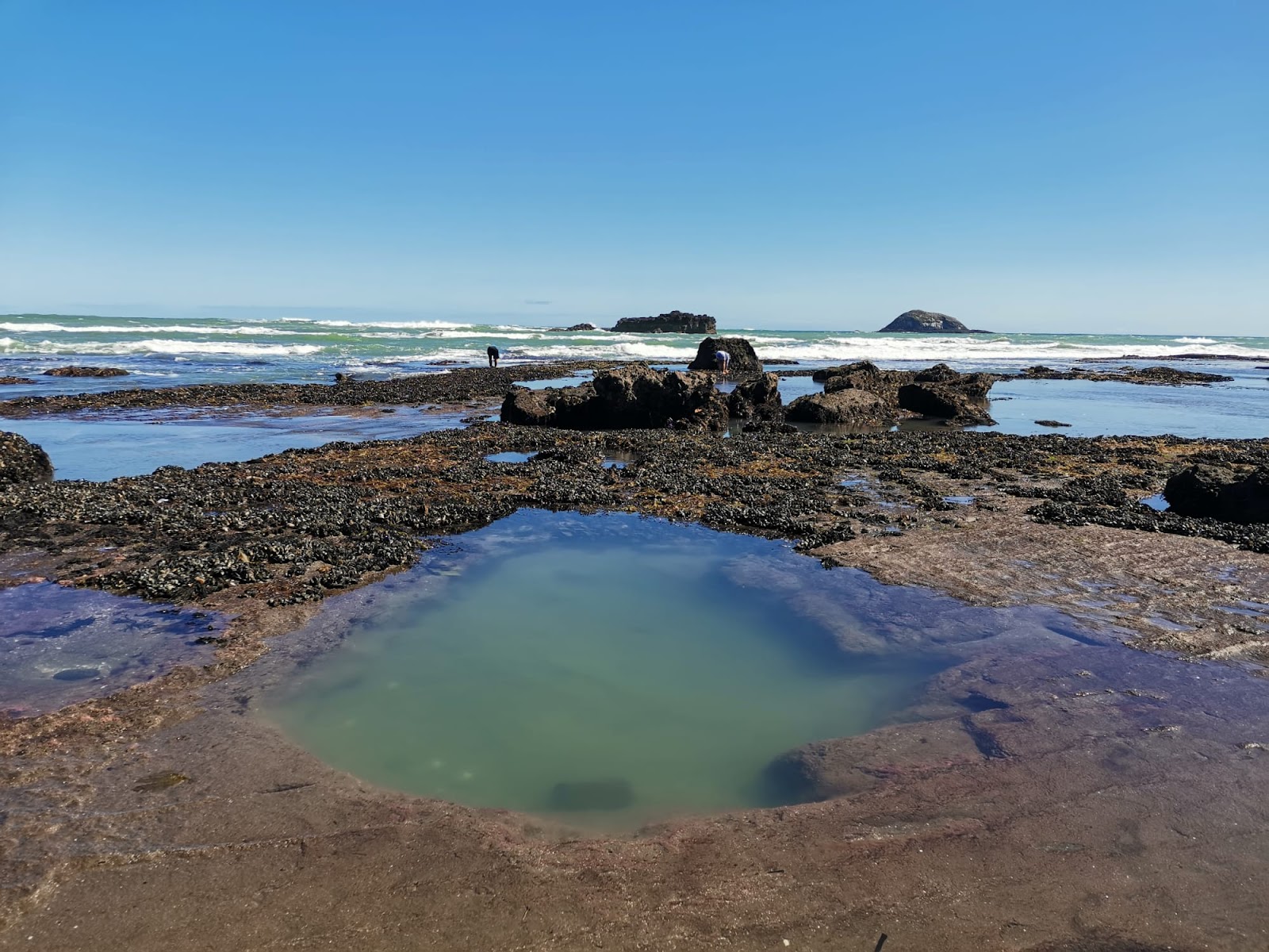 Foto de Maukatia Bay con bahía mediana