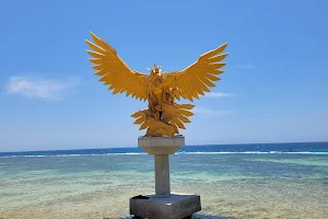 The Golden Eagle Statue image