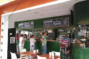 Doblo's Bar image
