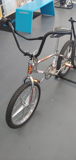 Bicycle Repair Shop «The Bike Shop», reviews and photos, 2111 E Arapaho Rd, Richardson, TX 75081, USA