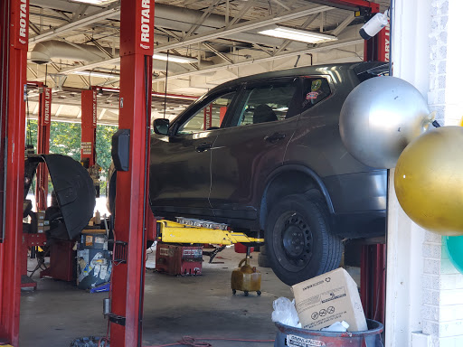 Tire Shop «Mavis Discount Tire», reviews and photos, 4915 Nesconset Hwy, Port Jefferson Station, NY 11776, USA