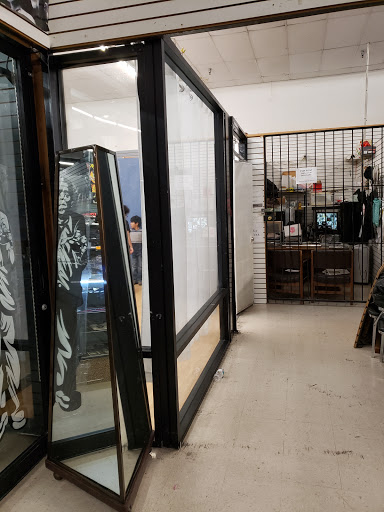 Shopping Mall «Rio Rancho Mall», reviews and photos, 2001 Garey Ave, Pomona, CA 91766, USA