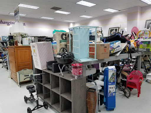 Thrift Store «Goodwill», reviews and photos, 102 30th St, Springfield, OR 97478, USA