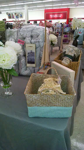 Department Store «T.J. Maxx», reviews and photos, 331 New Jersey 18, East Brunswick, NJ 08816, USA