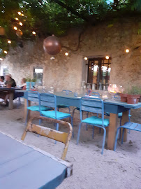 Atmosphère du Restaurant & Gites La Fleur Bleue à Crestet - n°20