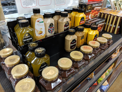 Grocery Store «Bow Street Market», reviews and photos, 79 Bow St, Freeport, ME 04032, USA