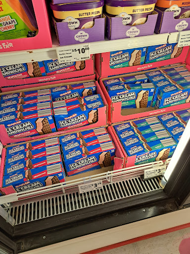 Grocery Store «Save-A-Lot», reviews and photos, 657 24th St, Port Huron, MI 48060, USA