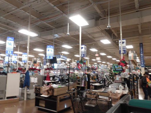 Grocery Store «Kroger», reviews and photos, 704 Euclid Ave, Lexington, KY 40502, USA