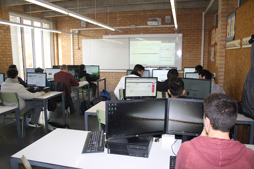 Institut Bosc de la Coma, Escuela secundaria en Olot,Girona