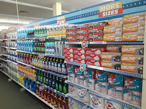 Dollar Store «Dollar Tree», reviews and photos, 6090 W 44th Ave, Wheat Ridge, CO 80033, USA