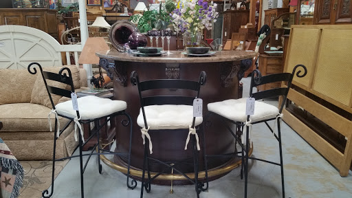 Furniture Store «Timeless Treasures Home Consignment», reviews and photos, 4554 Broad St #120, San Luis Obispo, CA 93406, USA