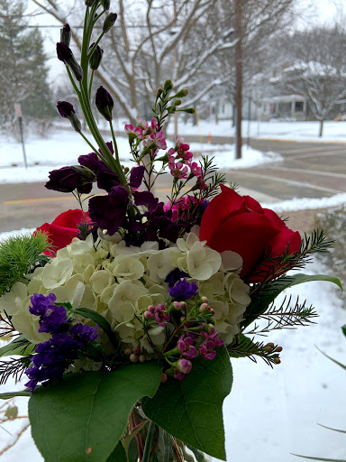 Florist «Wyoming Florist», reviews and photos, 401 Wyoming Ave, Cincinnati, OH 45215, USA