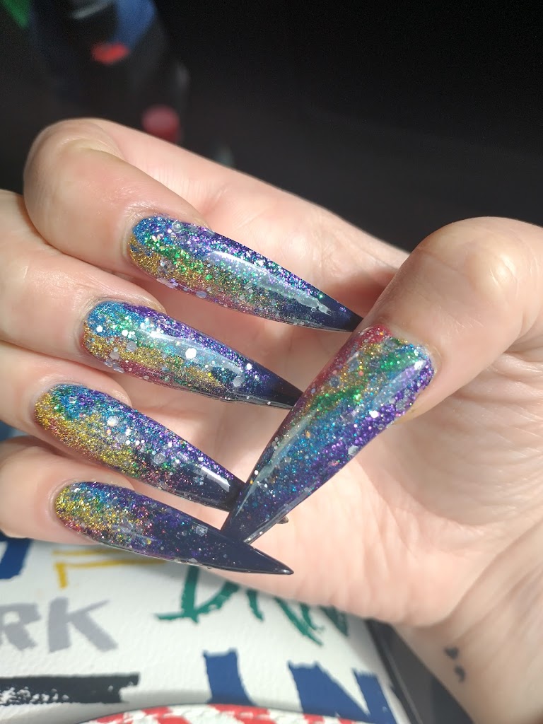 Creative Nails & Spa 98418
