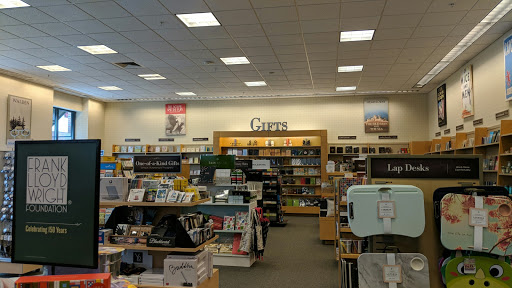Book Store «Barnes & Noble», reviews and photos, 911 Haddonfield Rd, Cherry Hill, NJ 08002, USA