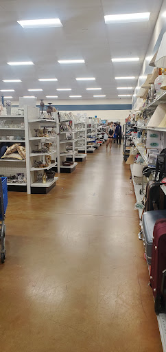 Non-Profit Organization «Southern Oregon Goodwill Retail Store», reviews and photos