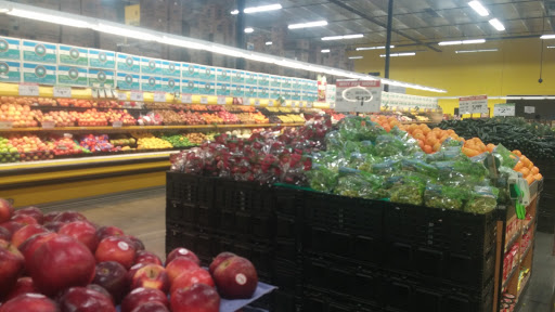 Grocery Store «Food 4 Less», reviews and photos, 789 W Hammer Ln, Stockton, CA 95210, USA