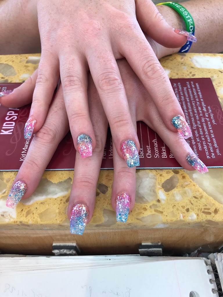Tiffany Nails 73401