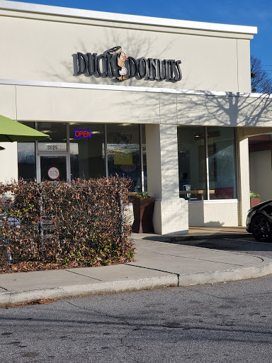 Shopping Mall «Toco Hill Shopping Center», reviews and photos, 2943 N Druid Hills Rd NE, Atlanta, GA 30329, USA