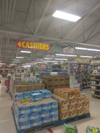 Discount Store «National Wholesale Liquidators», reviews and photos, 725 William T Morrissey Blvd, Dorchester, MA 02122, USA