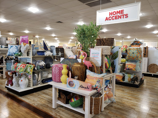 Department Store «HomeGoods», reviews and photos, 1109 Brook Forest Ave, Shorewood, IL 60431, USA