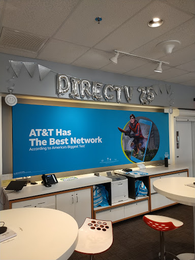 Cell Phone Store «AT&T», reviews and photos, 1107 3rd St SW #1, Winter Haven, FL 33880, USA