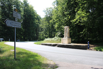 Monument "Passant, arrête-toi" à Villers-Cotterêts