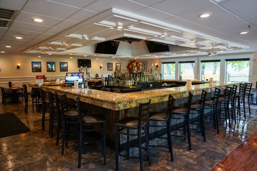 Mamma Mia's Restaurants 02050