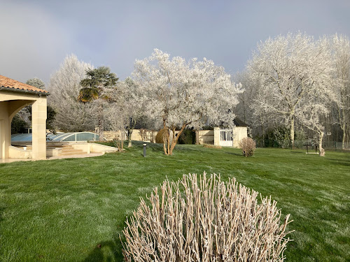 Lodge LE DOMAINE DU HAUT PREAU Saint-Palais-de-Négrignac